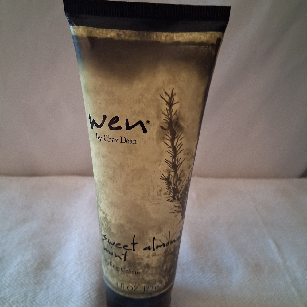 WEN Sweet Almond Mint Hydrating Creme — Cream and Black Tube